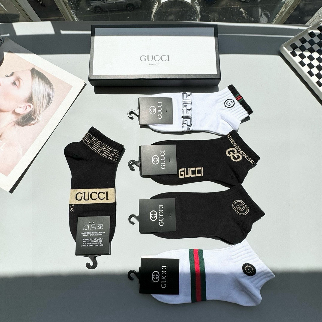  配包装【一盒五双】🌟Gucci 古奇 好看到爆炸欧美大牌短筒袜。🌟潮人必不能少的专柜代购品质 短筒袜子