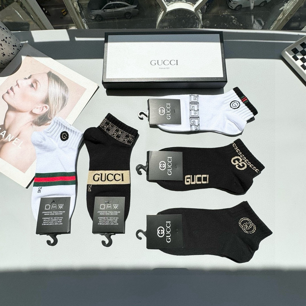  配包装【一盒五双】🌟Gucci 古奇 好看到爆炸欧美大牌短筒袜。🌟潮人必不能少的专柜代购品质 短筒袜子