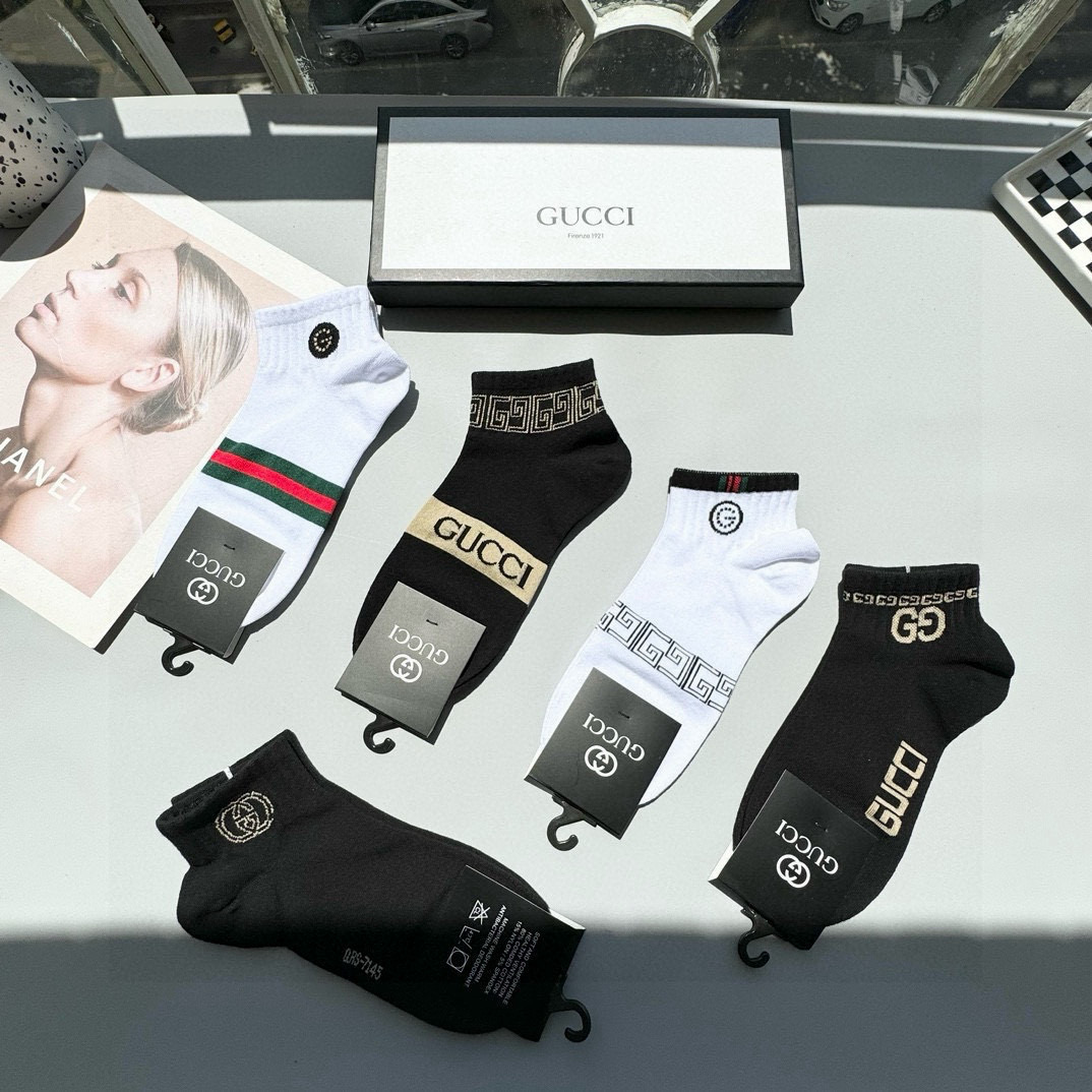  配包装【一盒五双】🌟Gucci 古奇 好看到爆炸欧美大牌短筒袜。🌟潮人必不能少的专柜代购品质 短筒袜子