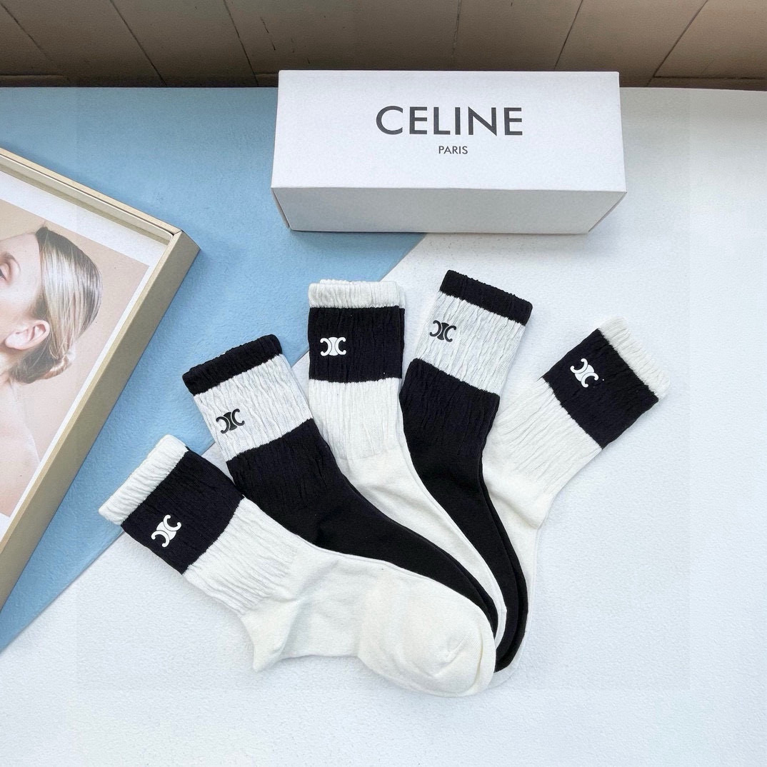  配包装【一盒五双】CELINE · 赛琳❗️高品质。超级爆款网红直筒袜子❗️ce家官网同步刺绣字母中筒