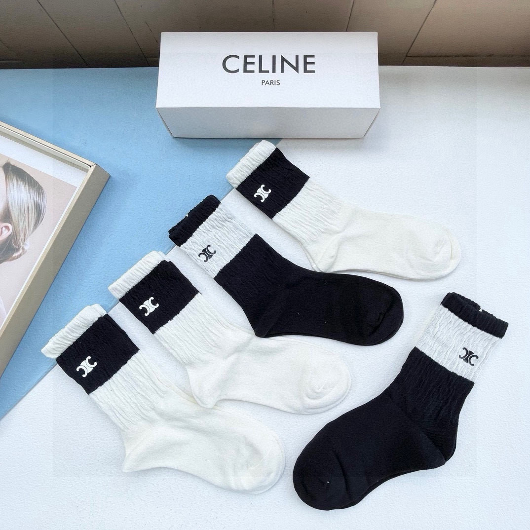  配包装【一盒五双】CELINE · 赛琳❗️高品质。超级爆款网红直筒袜子❗️ce家官网同步刺绣字母中筒