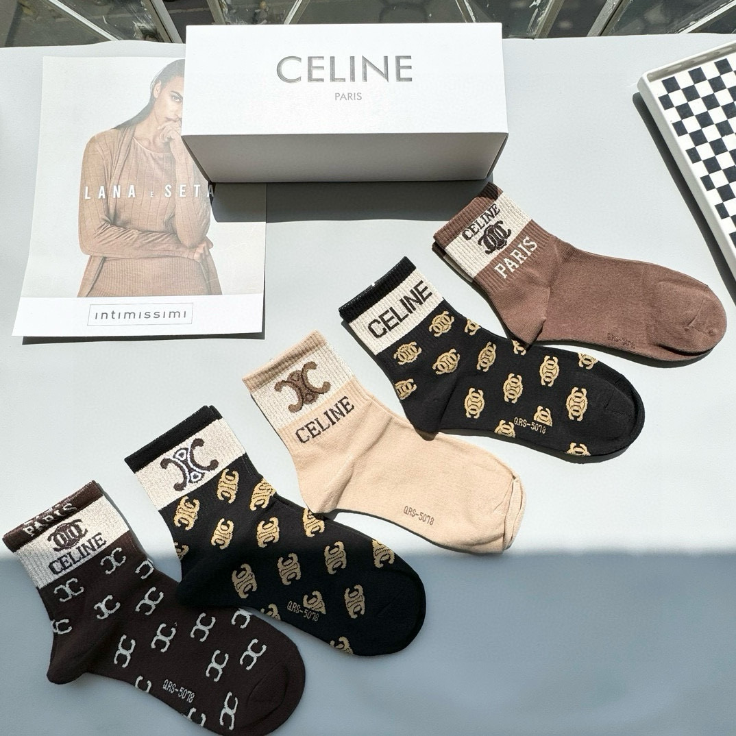  配包装【一盒五双】🌟Celine赛琳  爆款中筒袜🌟高版本 ～好看到爆炸 欧美大牌中筒袜。🌟潮人必不能