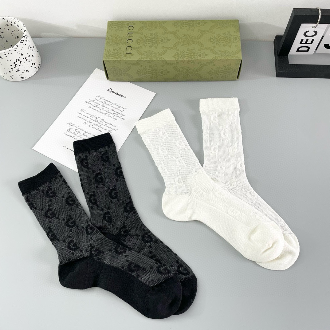   配包装【一盒二双】官网同款GUCCI（古奇）中筒丝袜色色女神丝袜必备单品，光腿季节过渡必备单品 出口