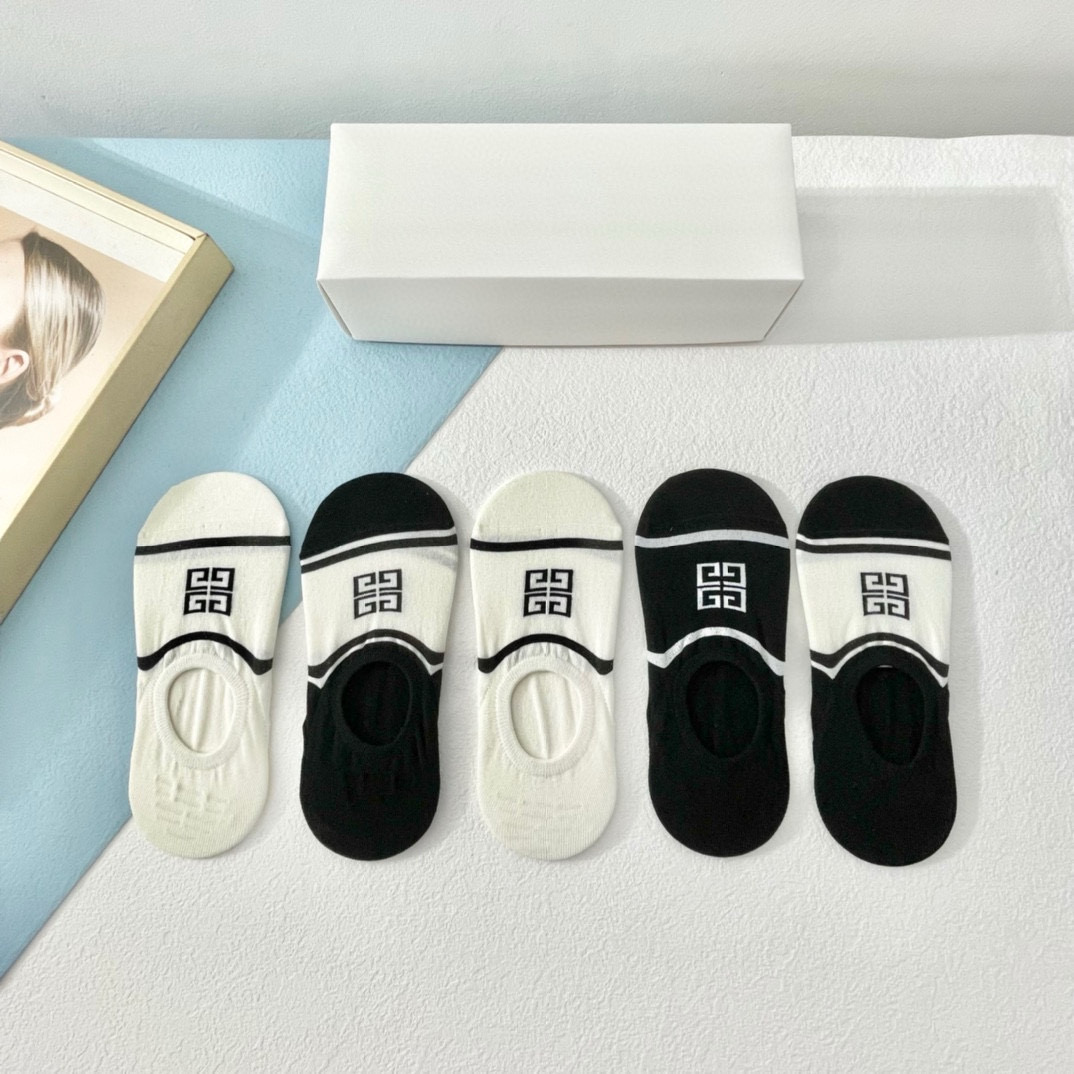  配包装【一盒五双】🌟欧美大牌 范思哲 好看到爆炸欧美大牌隐形袜。女款🌟潮人必不能少的专柜代购品质 隐形