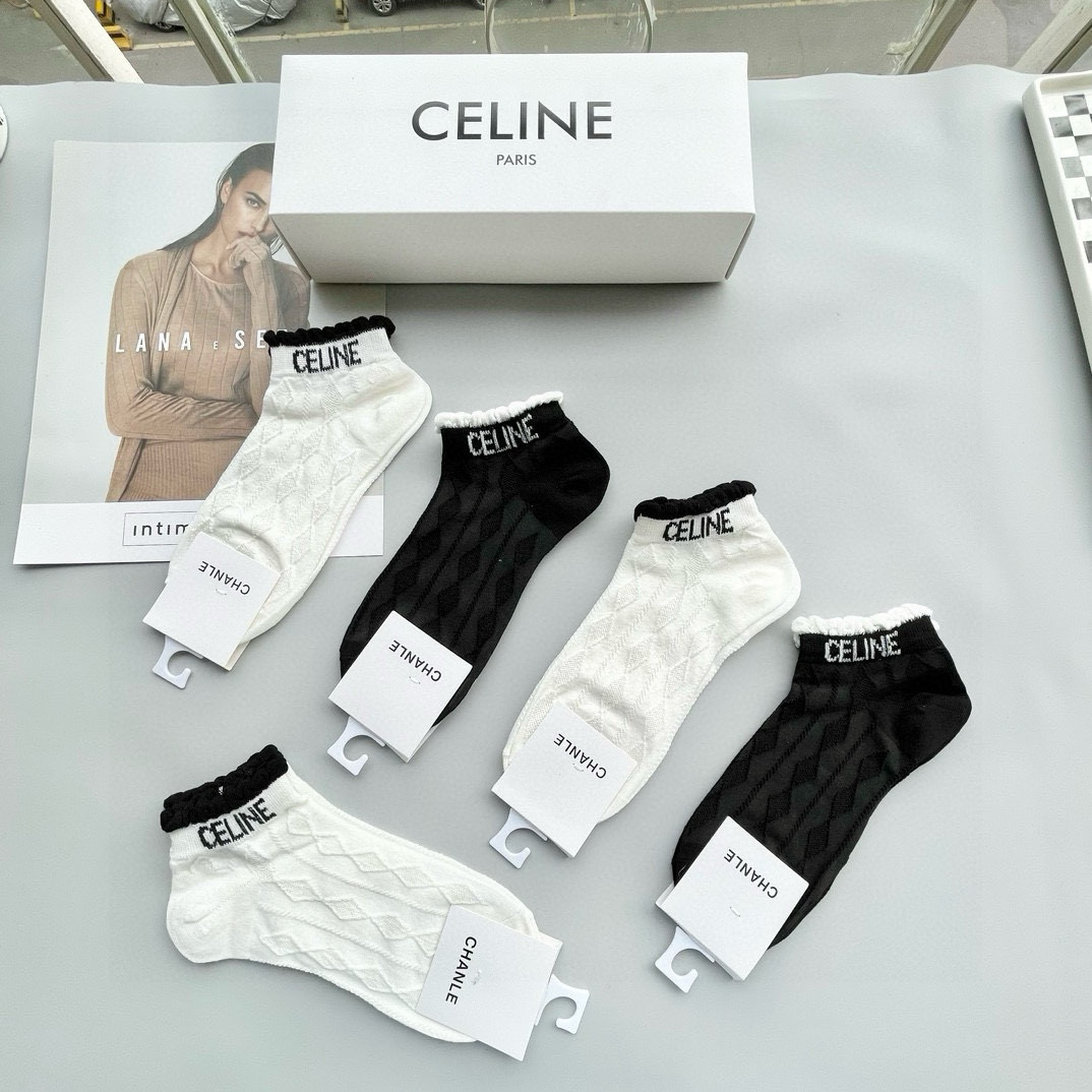  配包装【一盒五双】🌟Celine赛琳  爆款船袜🌟高版本 ～好看到爆炸 欧美大牌船袜。🌟潮人必不能少的