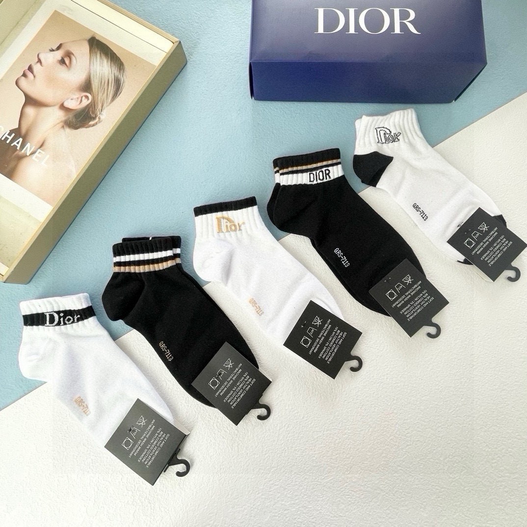  配包装【一盒五双】DIOR 迪奥ins超火爆小单品，Vintage 必备单品 🌟潮人必备 爆款，复古纹