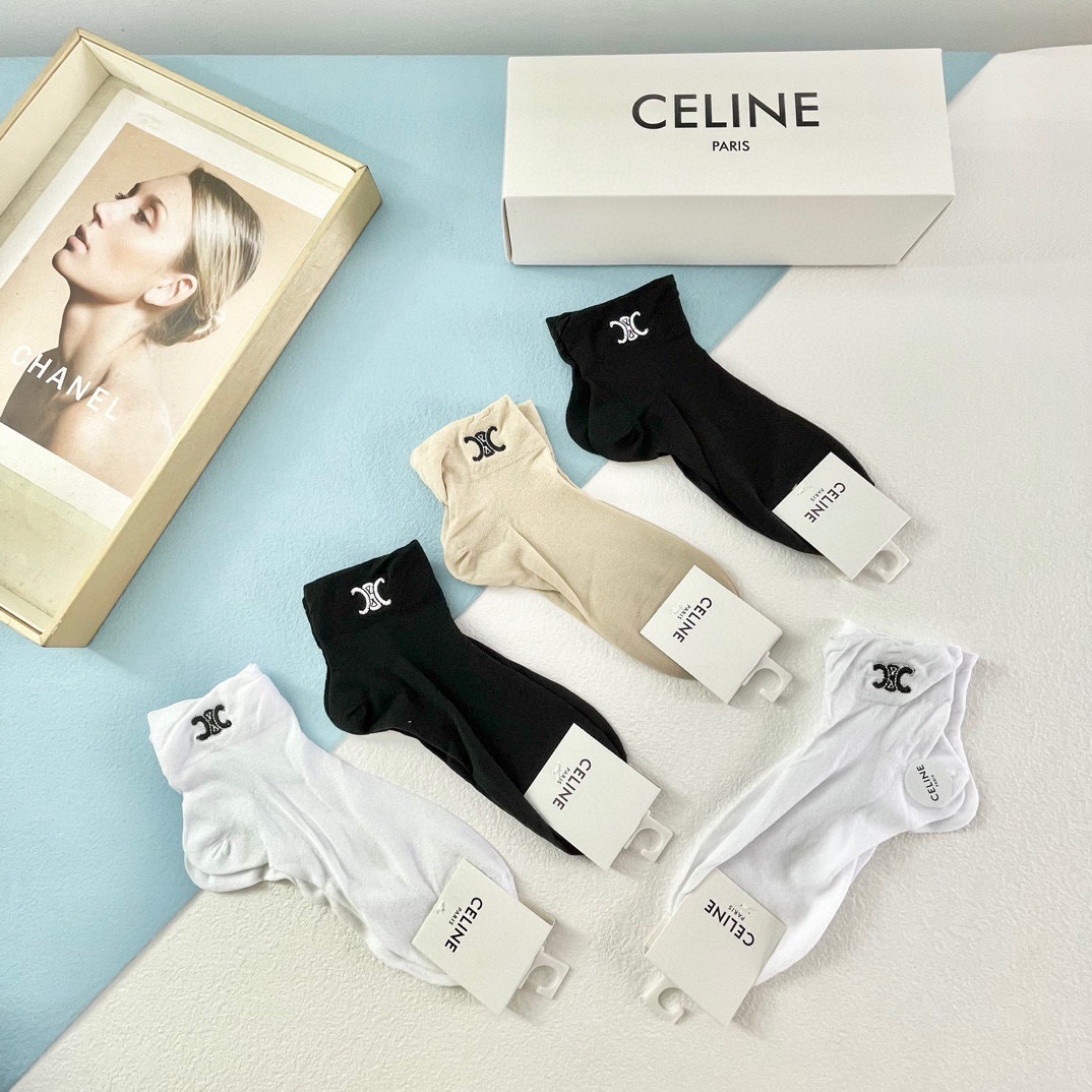  配包装【一盒五双】🌟Celine赛琳  爆款船袜🌟高版本 ～好看到爆炸 欧美大牌船袜。🌟潮人必不能少的
