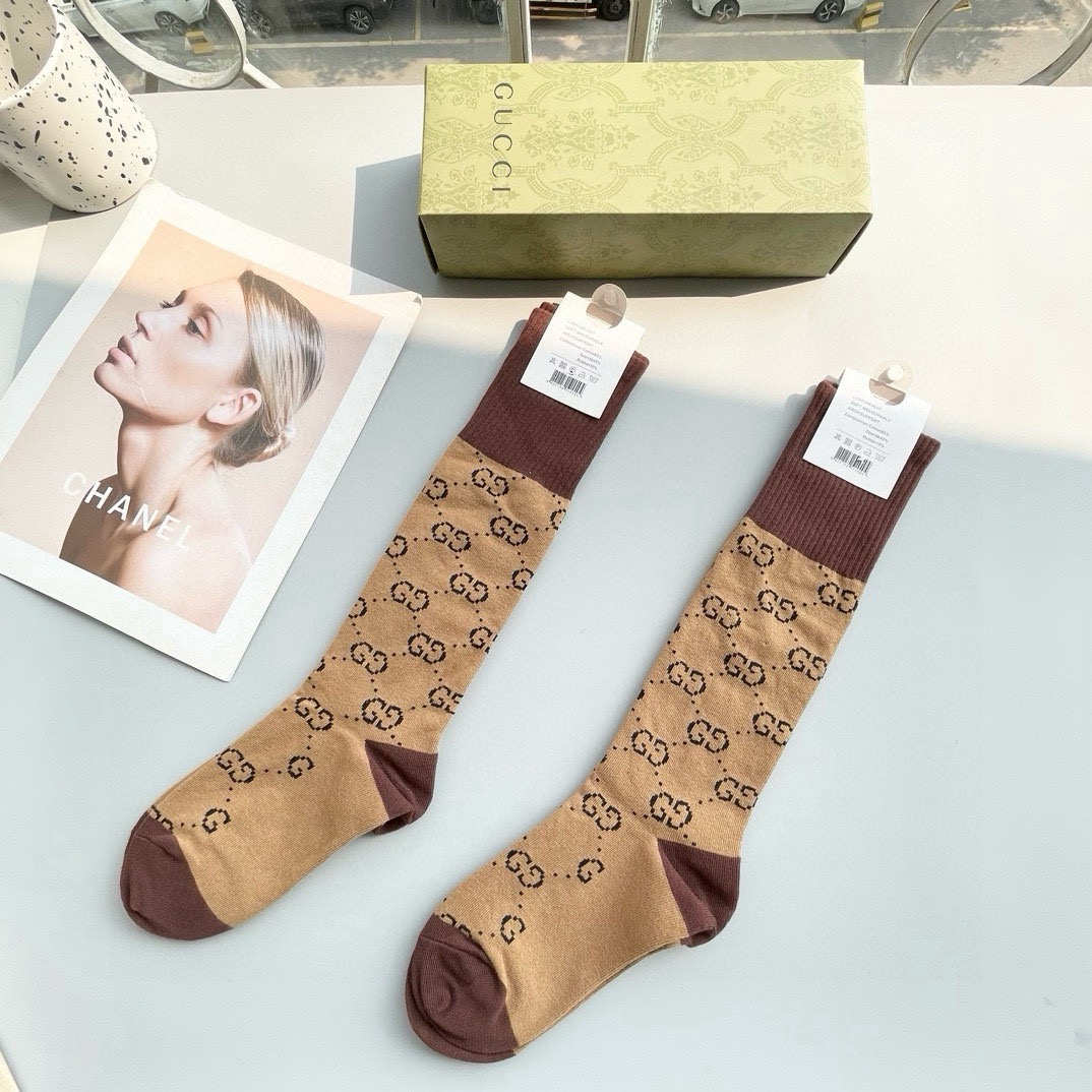  配包装【一盒二双】Gucci · 古奇❗️超级爆款网红袜子❗️大G家官网同步双G提花字母小腿袜，ins