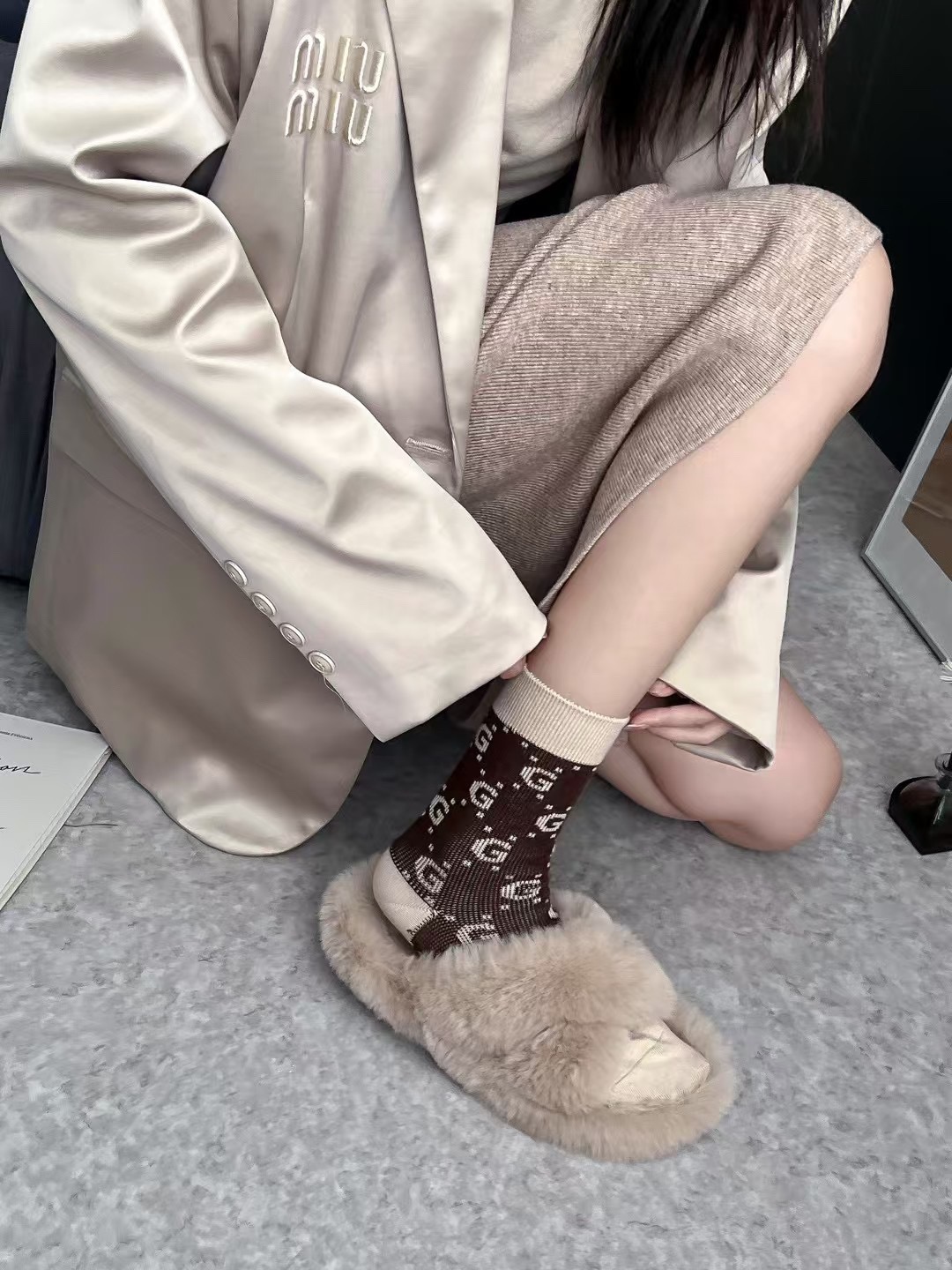  配包装【一盒四双】Gucci古奇高版本 ～好看到爆炸gucci 袜子。羊绒袜，超软糯。。潮人必不能少的