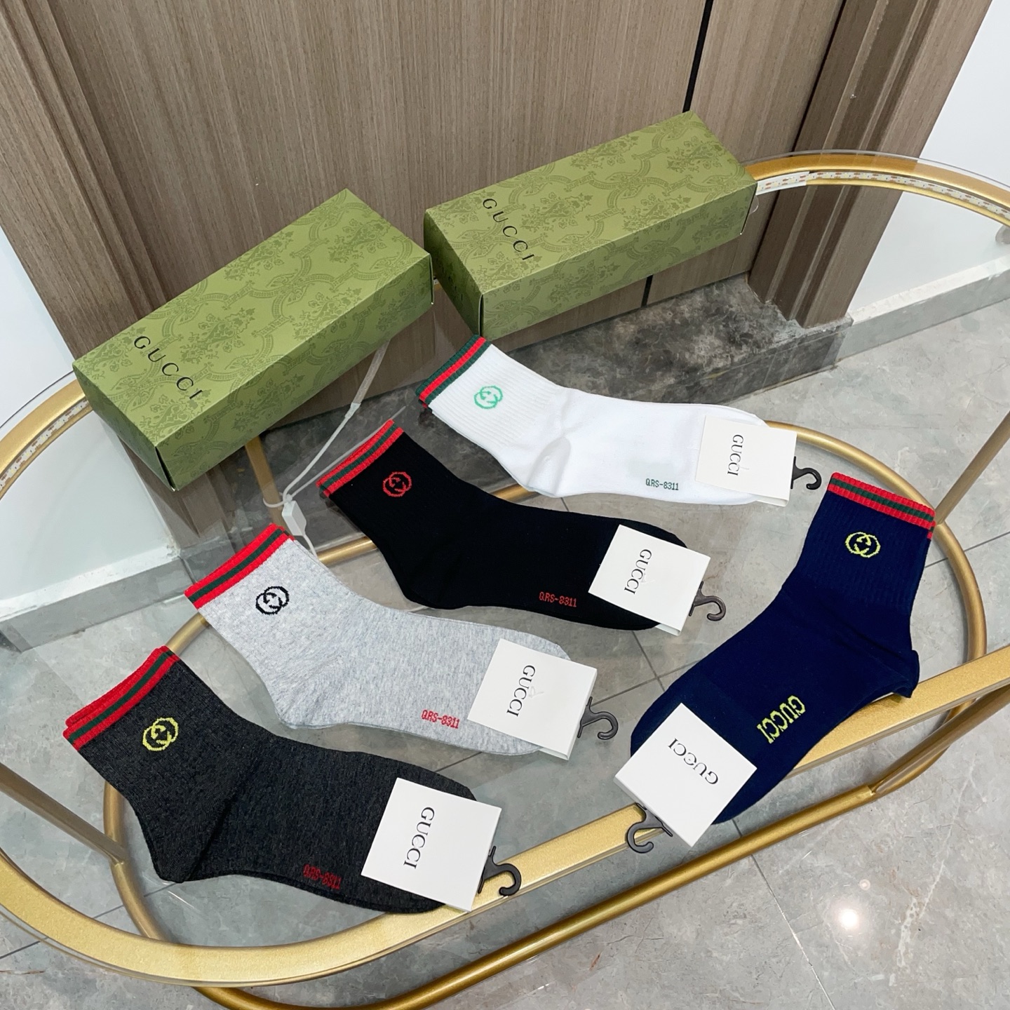  配包装【一盒五双】🌟Gucci 古奇 好看到爆炸欧美大牌中筒袜。🌟潮人必不能少的专柜代购品质 中筒袜子