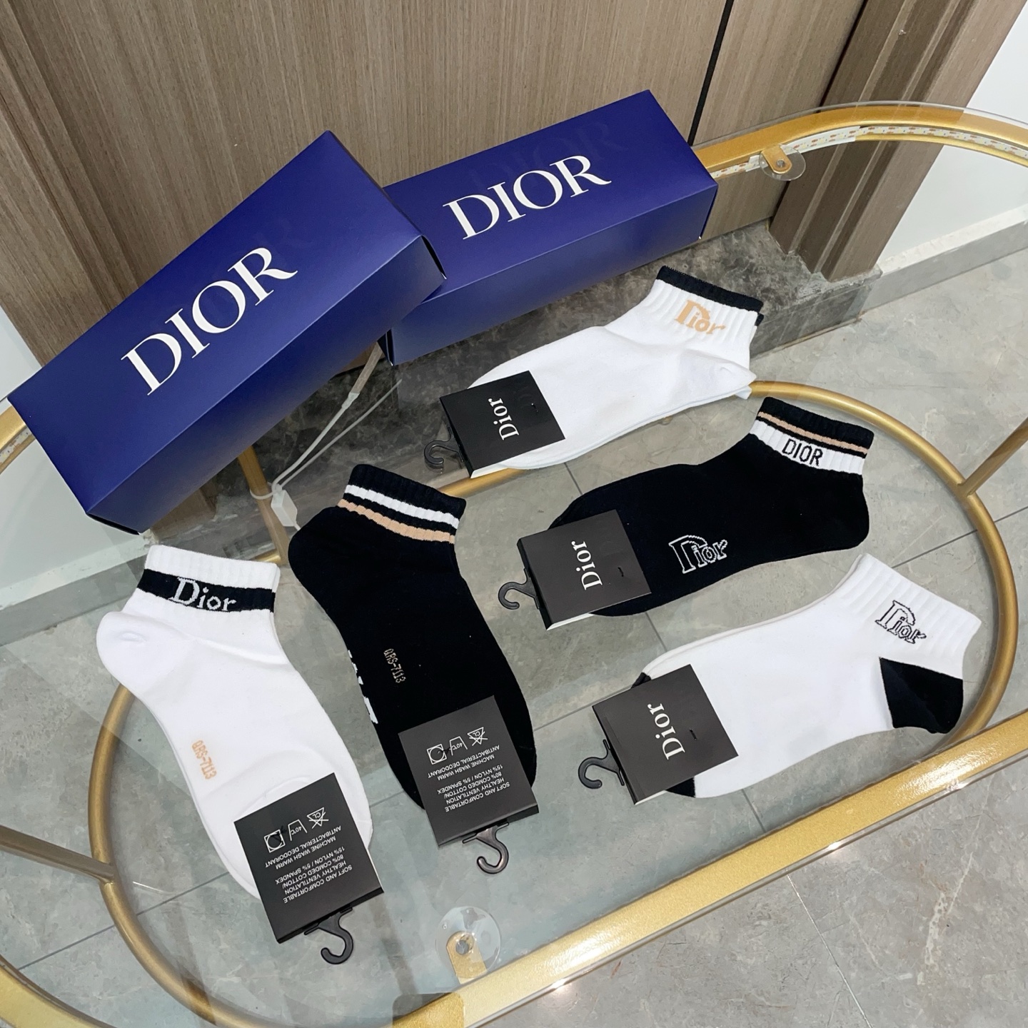  配包装【一盒五双】DIOR 迪奥ins超火爆小单品，Vintage 必备单品 短款🌟潮人必备 爆款，复