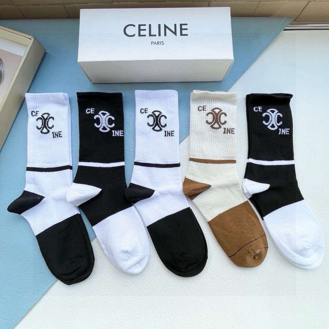  配包装【一盒四双】CELINE · 赛琳❗️高品质。超级爆款网红袜子❗️ce家官网同步刺绣字母中筒袜，