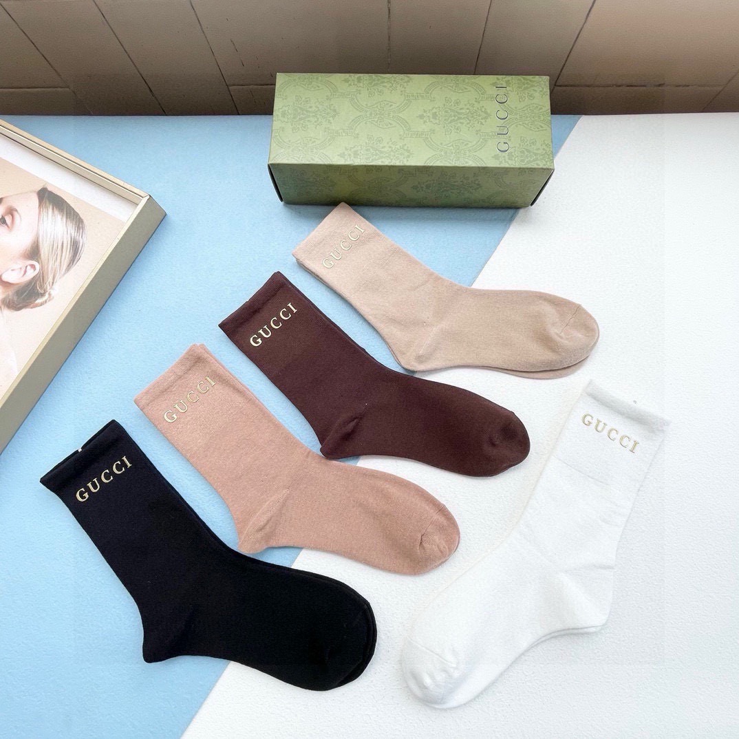  配包装【一盒五双】Gucci · 古奇❗️G家新品烫金中短筒男女款袜子❗️专柜同步长袜，超级经典的G家