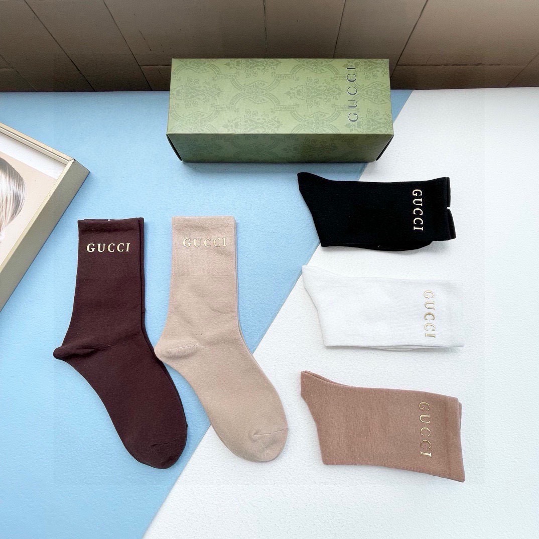  配包装【一盒五双】Gucci · 古奇❗️G家新品烫金中短筒男女款袜子❗️专柜同步长袜，超级经典的G家