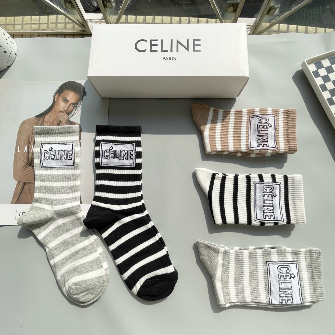  配包装【一盒五双】CELINE · 赛琳❗️高品质🔥超级爆款网红袜子❗️ce家官网同步刺绣字母中筒袜，