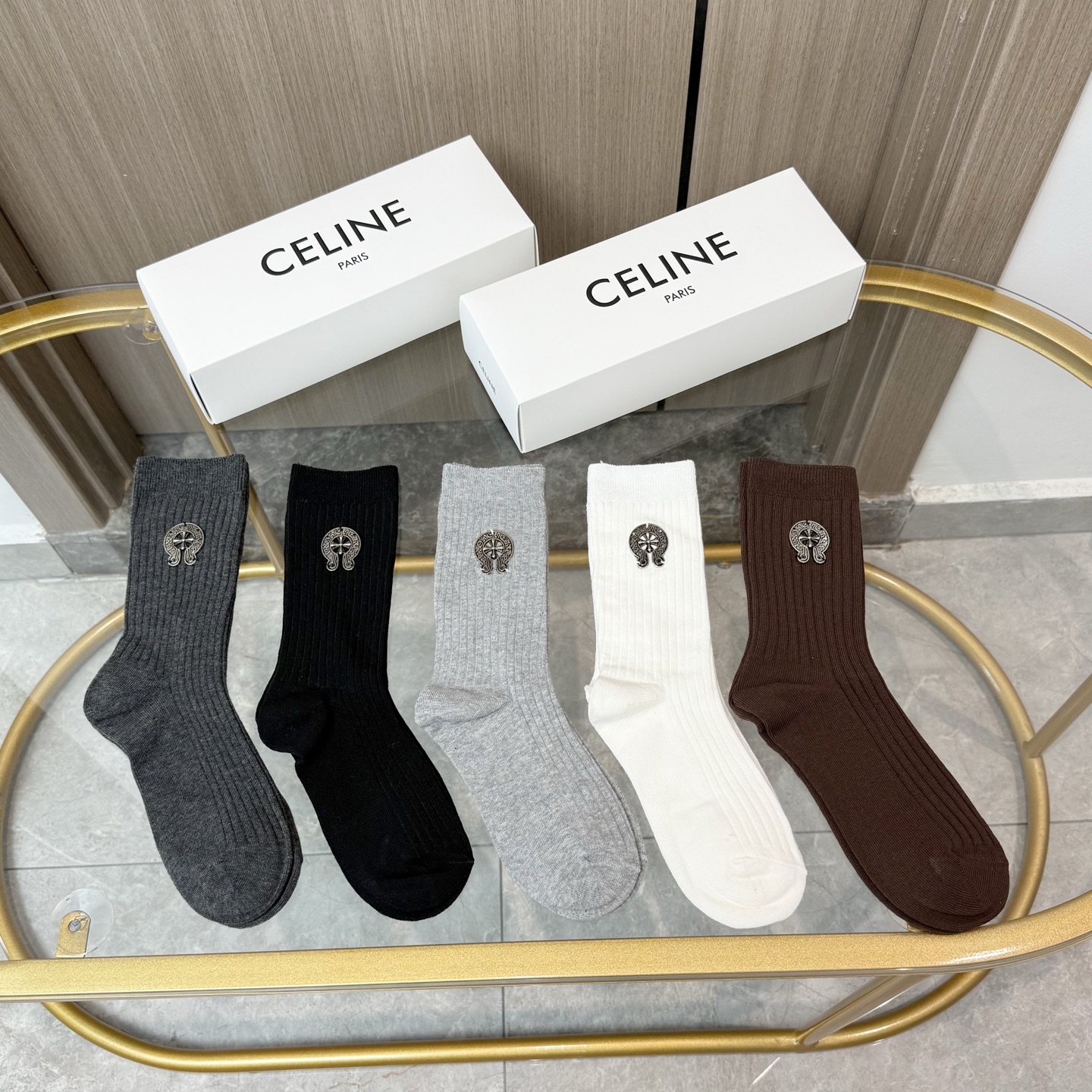NO:363539,Packaging [one box and five pairs] Croxin, popular high-end socks, high-version ~ It is easy to see the explosion. The counter purchasing quality that European and American big-name high-end socks are indispensable. Socks, which are super high-end and fashionable. Ahhhhh~~ Recommended and recommended~~ Must-in-one fashionable items!  !  socks, stockings, socks, chrome hearts, socks19860909配包装【一盒五双】克罗心 爆款高筒袜高版本 ～好看到爆炸 欧美大牌高筒袜潮人必不能少的专柜代购品质 袜子 ,搭配起来超高逼格 时髦度爆表啊啊啊啊～～推荐推荐推荐～～必入时髦小单品！！袜子丝袜,袜子,chrome hearts,socks,accessory