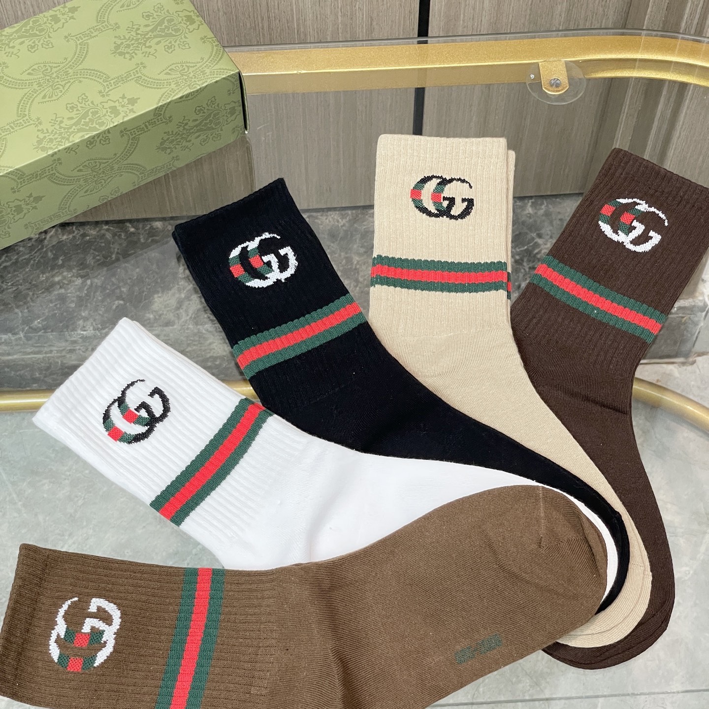 配包装【一盒五双】Gucci · 古奇❗️网红爆款出货~G家新品专柜对版袜子❗️纯棉材质织造，超级柔软舒