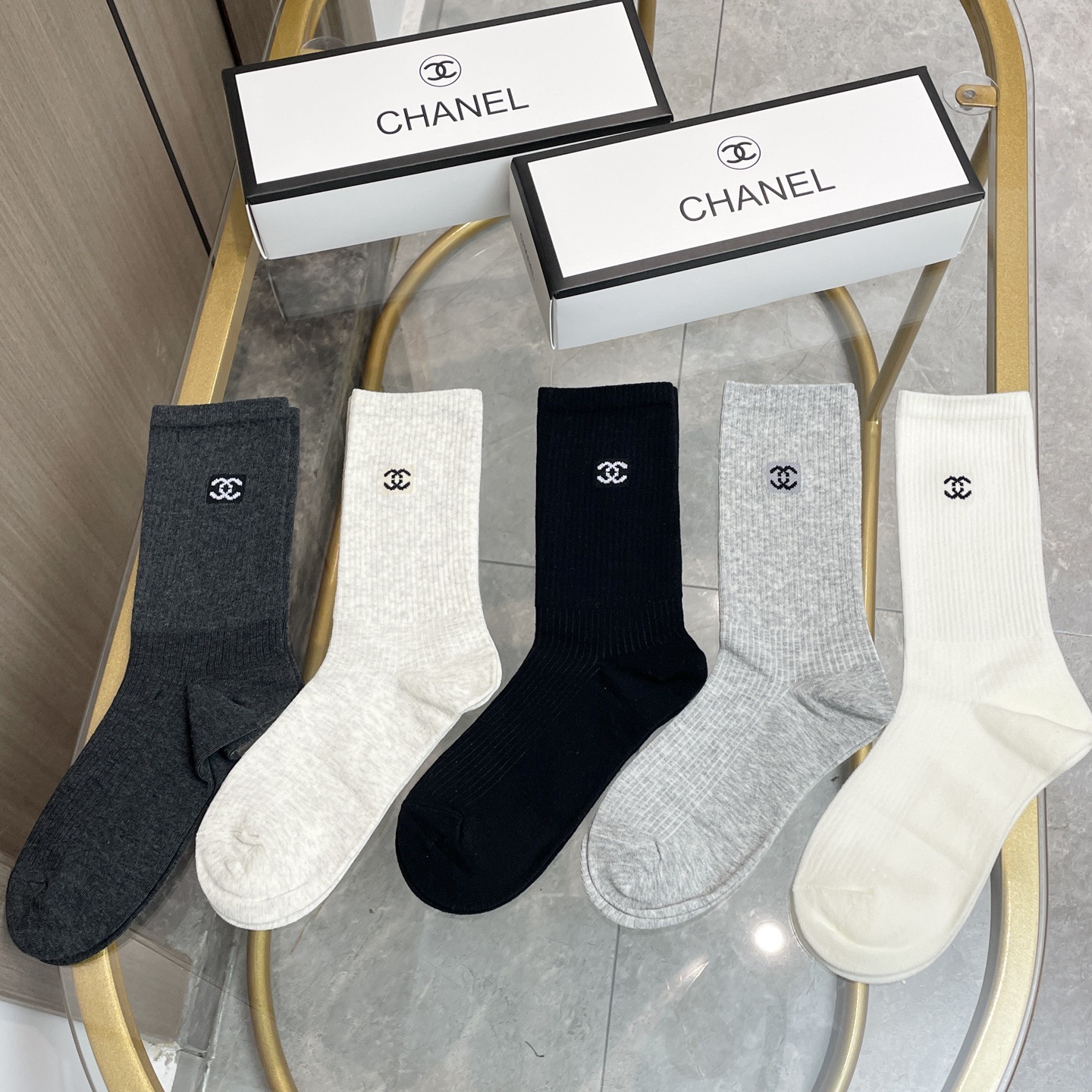 配包装【一盒五双】CHANEL · 香奈儿❗️高品质🔥超级爆款网红袜子❗️小香家官网同步字母中筒袜，in