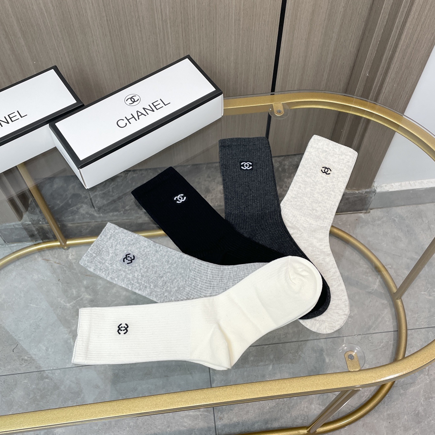 配包装【一盒五双】CHANEL · 香奈儿❗️高品质🔥超级爆款网红袜子❗️小香家官网同步字母中筒袜，in