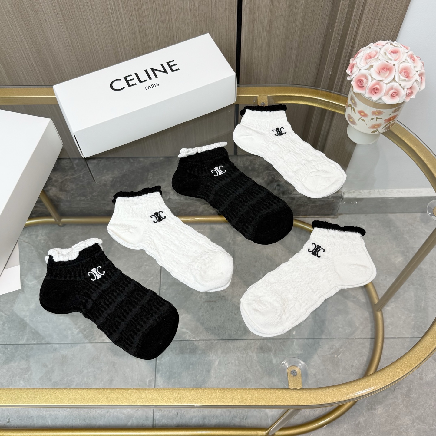 配包装【一盒五双】🌟Celine赛琳 爆款船袜🌟高版本 ～好看到爆炸 欧美大牌船袜🔥🌟潮人必不能少的专柜