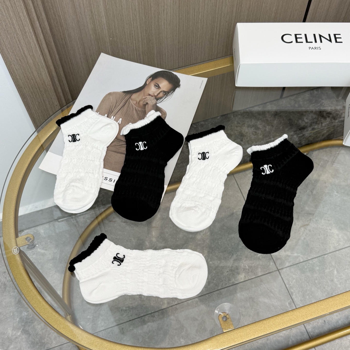 配包装【一盒五双】🌟Celine赛琳 爆款船袜🌟高版本 ～好看到爆炸 欧美大牌船袜🔥🌟潮人必不能少的专柜
