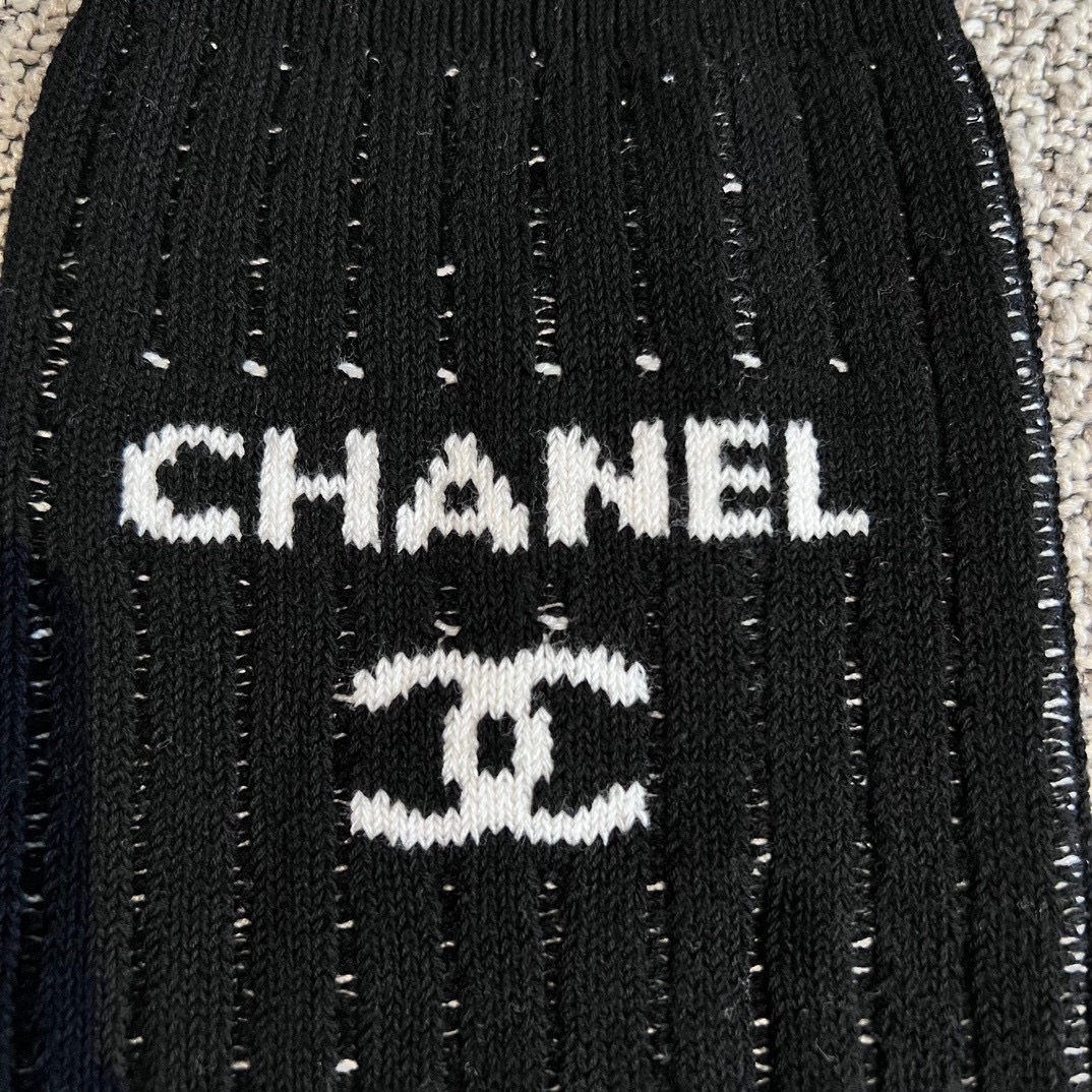 配包装【一盒一双】🆕Chane*24c早春新品 本季最火🔥爆款袜套🧦各大博主，时髦软妹人手一双😍😍穿搭必