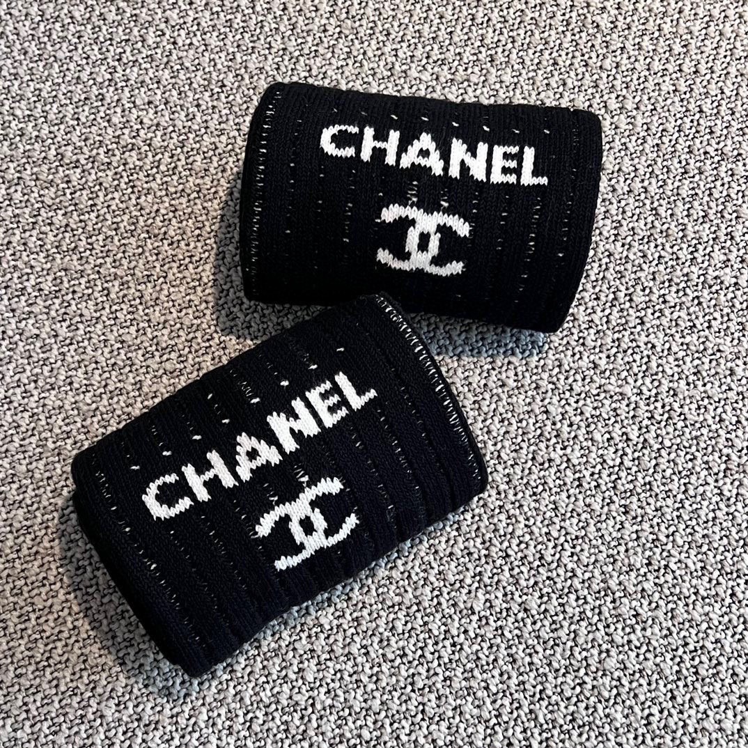 配包装【一盒一双】🆕Chane*24c早春新品 本季最火🔥爆款袜套🧦各大博主，时髦软妹人手一双😍😍穿搭必