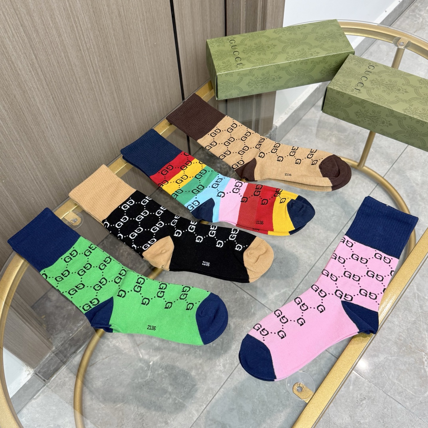 配包装【一盒五双】Gucci · 古奇❗️网红爆款出货~G家新品专柜对版袜子❗️纯棉材质织造，超级柔软舒