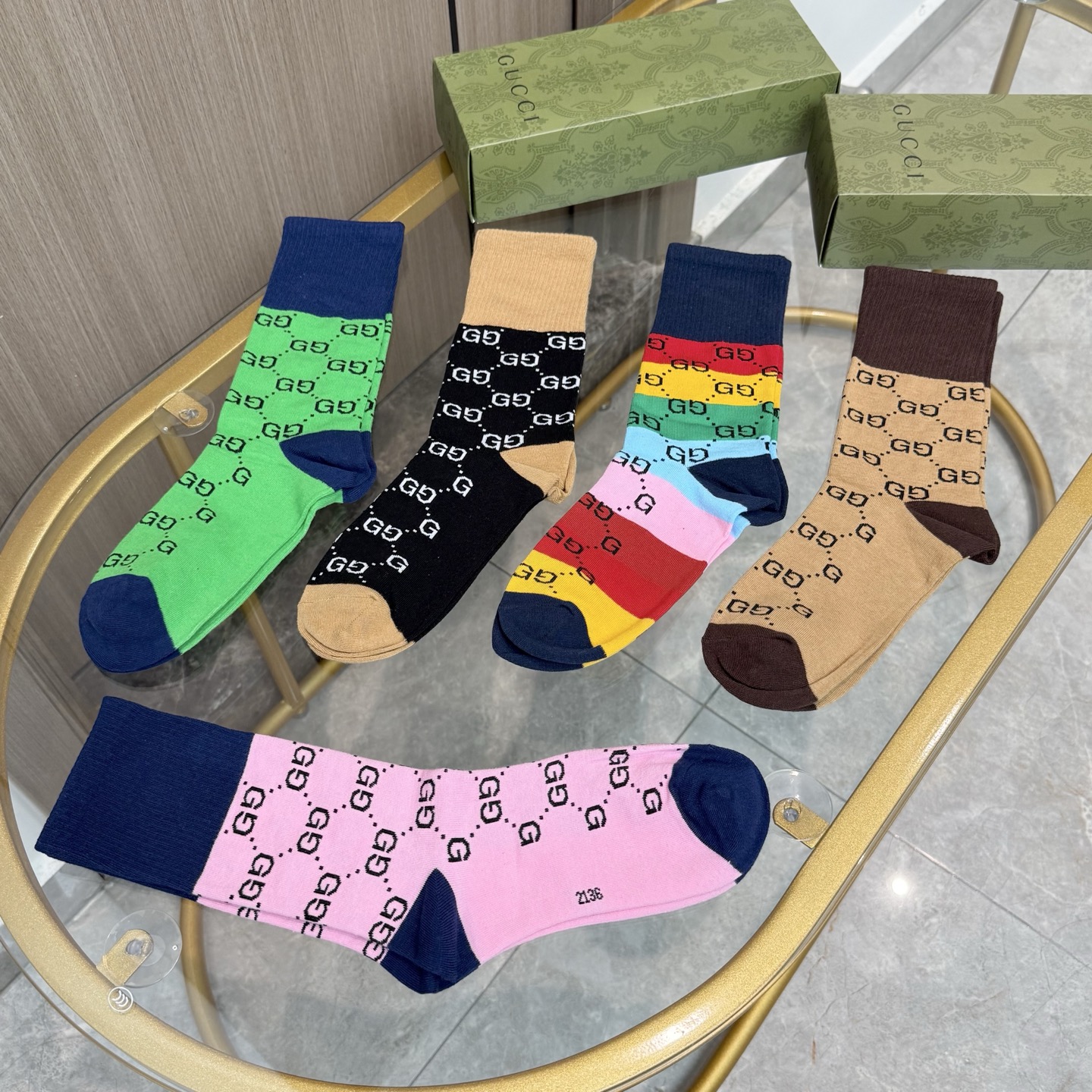 配包装【一盒五双】Gucci · 古奇❗️网红爆款出货~G家新品专柜对版袜子❗️纯棉材质织造，超级柔软舒