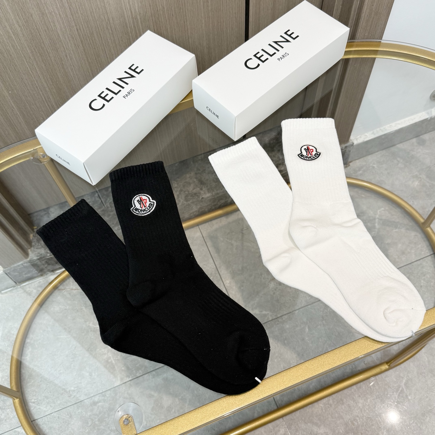 配包装【一盒二双】MONCLER · 蒙口❗️超级爆款网红袜子❗️M家官网同步刺绣字母小腿袜毛巾袜，in