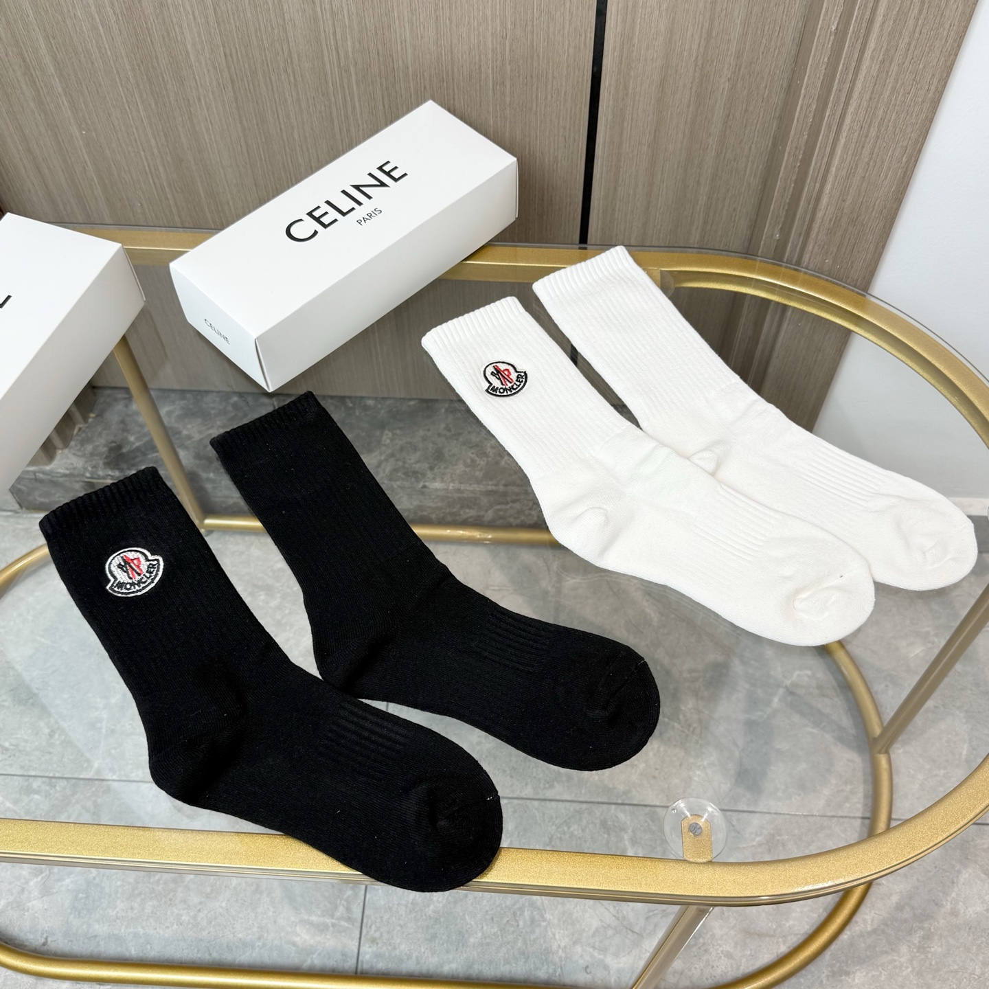 配包装【一盒二双】MONCLER · 蒙口❗️超级爆款网红袜子❗️M家官网同步刺绣字母小腿袜毛巾袜，in