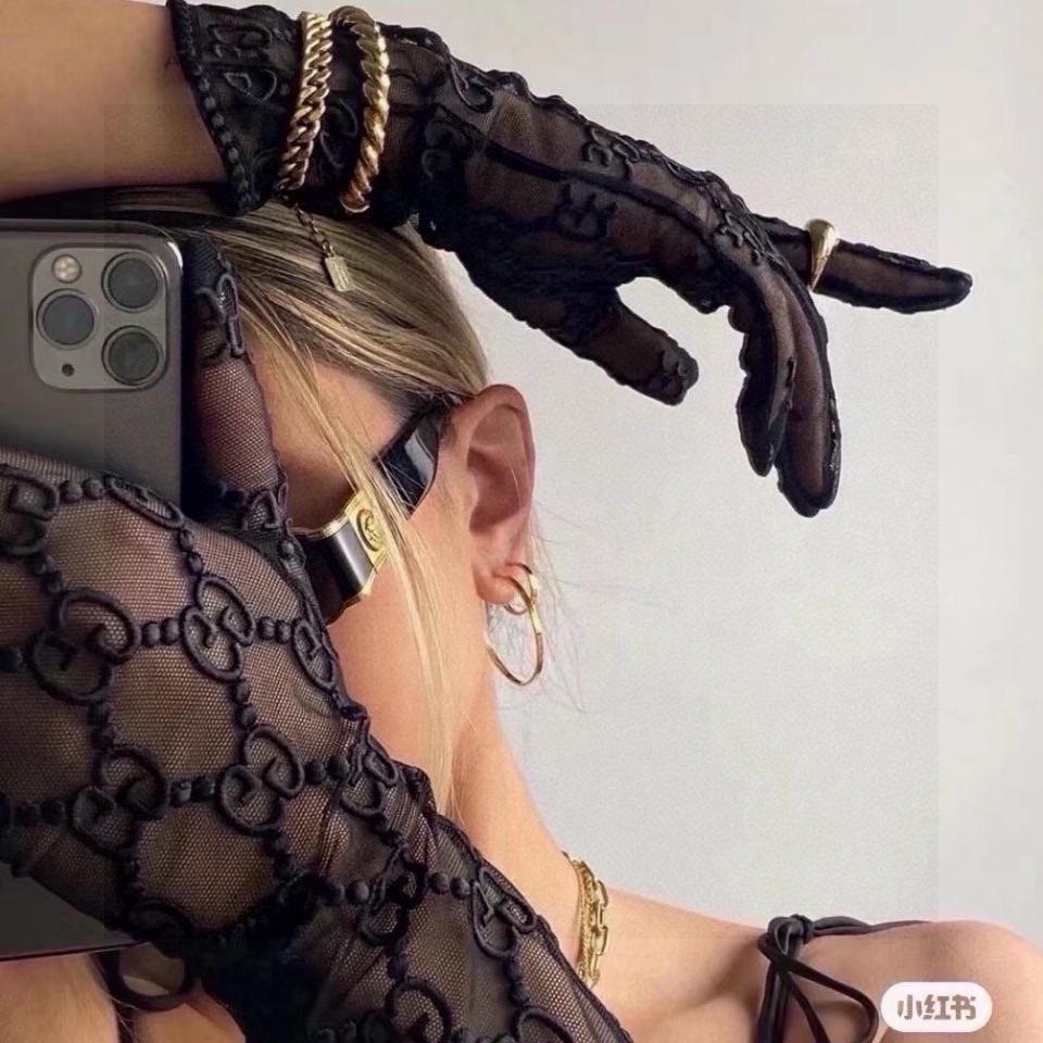 配包装【一盒一对】🔥GUCCI 古奇 爆款 🔥官网同款原版高档GG刺绣字母蕾丝网纱手套🎉🔒🔒光泽鲜亮饱满