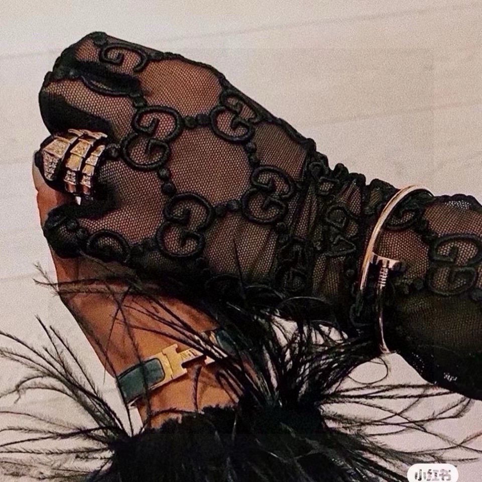 配包装【一盒一对】🔥GUCCI 古奇 爆款 🔥官网同款原版高档GG刺绣字母蕾丝网纱手套🎉🔒🔒光泽鲜亮饱满