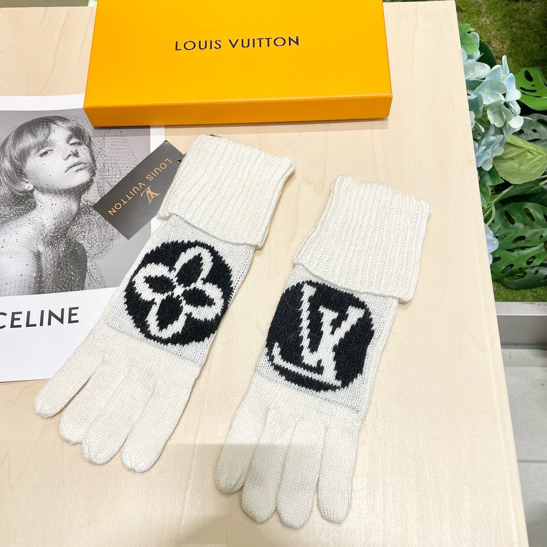 配包装✨ 官网同款小红书爆款LV路易威登新款秋冬羊毛针织手套🧤纯色系列今年秋冬大火🔥 每色都超好看 搭配