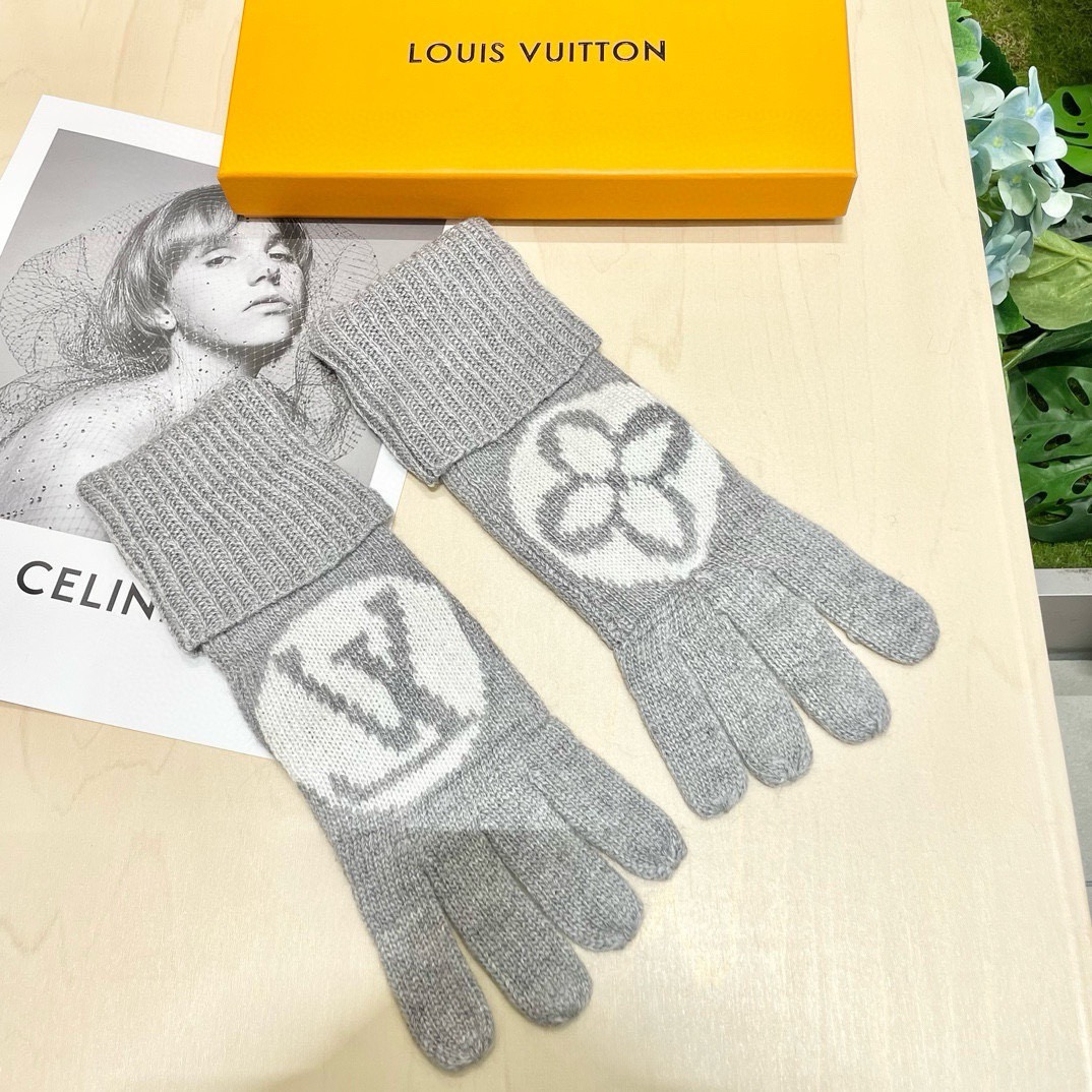配包装✨ 官网同款小红书爆款LV路易威登新款秋冬羊毛针织手套🧤纯色系列今年秋冬大火🔥 每色都超好看 搭配