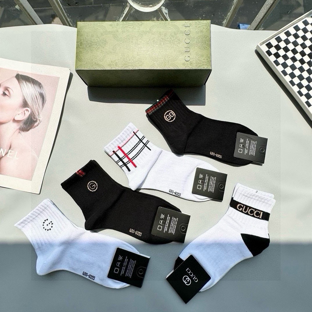 配包装【一盒五双】🌟Gucci 古奇 好看到爆炸欧美大牌中筒袜🔥🌟潮人必不能少的专柜代购品质 中筒袜子 