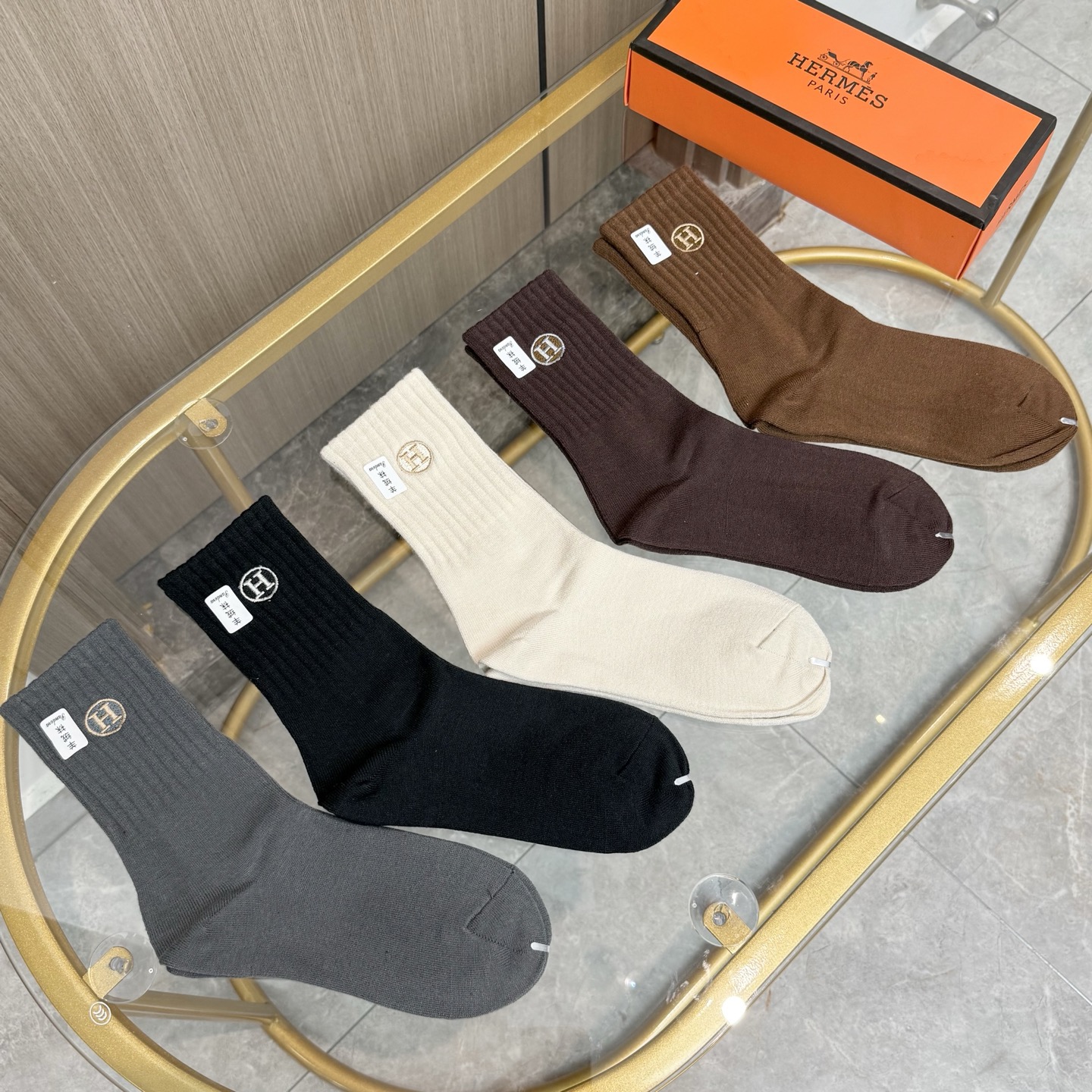 配包装 【一盒五双】HERMER · 爱马仕经典中筒羊绒袜子❗️羊绒面料，专柜同步上新，袜身提花H品牌字