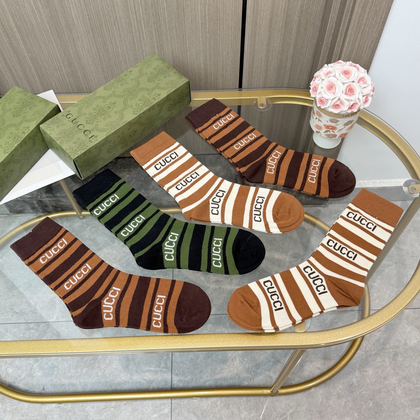 配包装【一盒五双】Gucci · 古奇❗️网红爆款出货~G家新品专柜对版袜子❗️纯棉材质织造，超级柔软舒