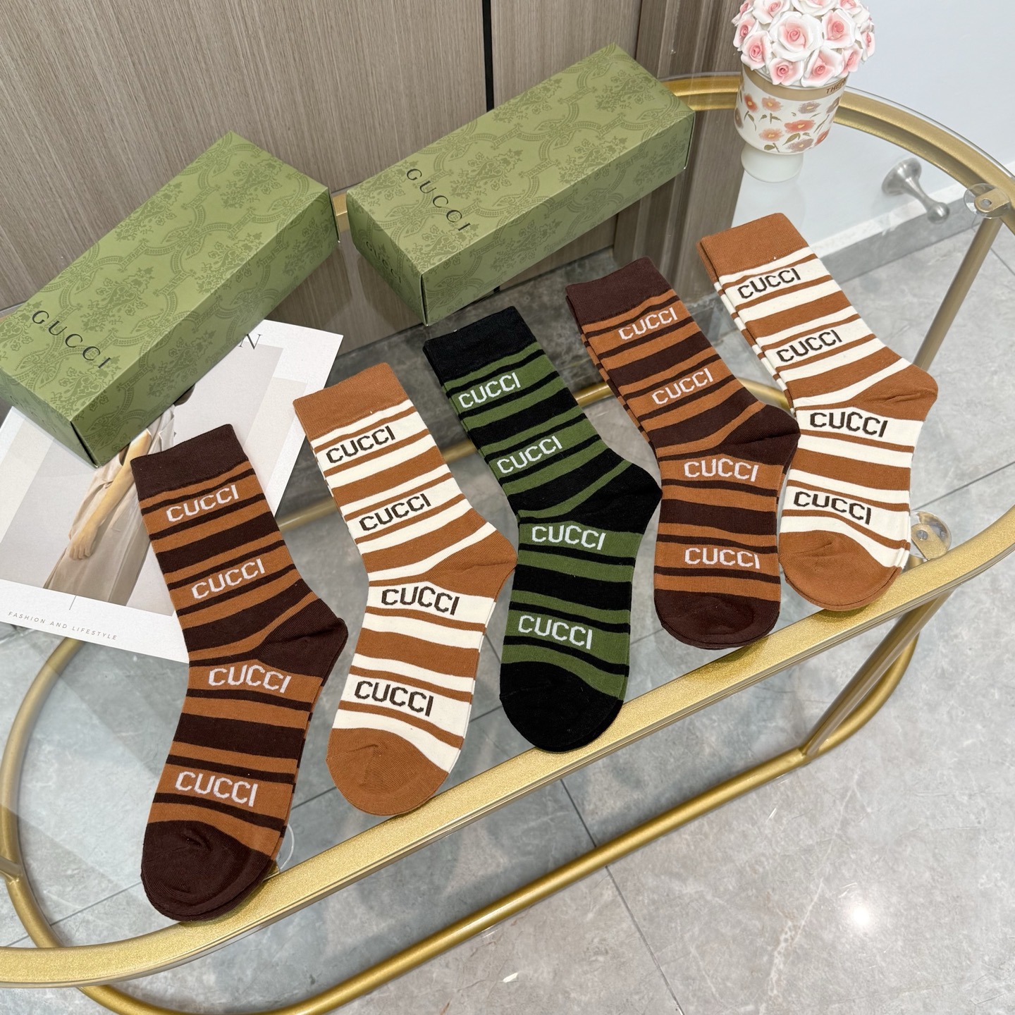 配包装【一盒五双】Gucci · 古奇❗️网红爆款出货~G家新品专柜对版袜子❗️纯棉材质织造，超级柔软舒