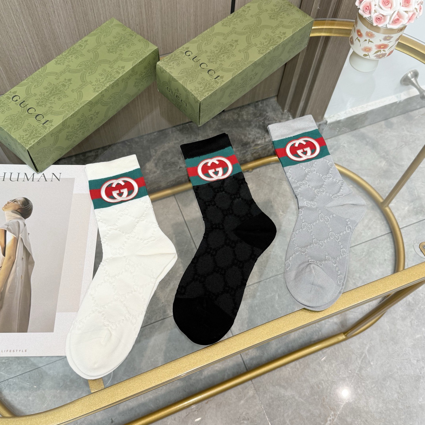 配包装【一盒三双】🌟GUCCI 古奇 爆款中筒袜🌟高版本 ～好看到爆炸 欧美大牌中筒袜🔥🌟潮人必不能少的