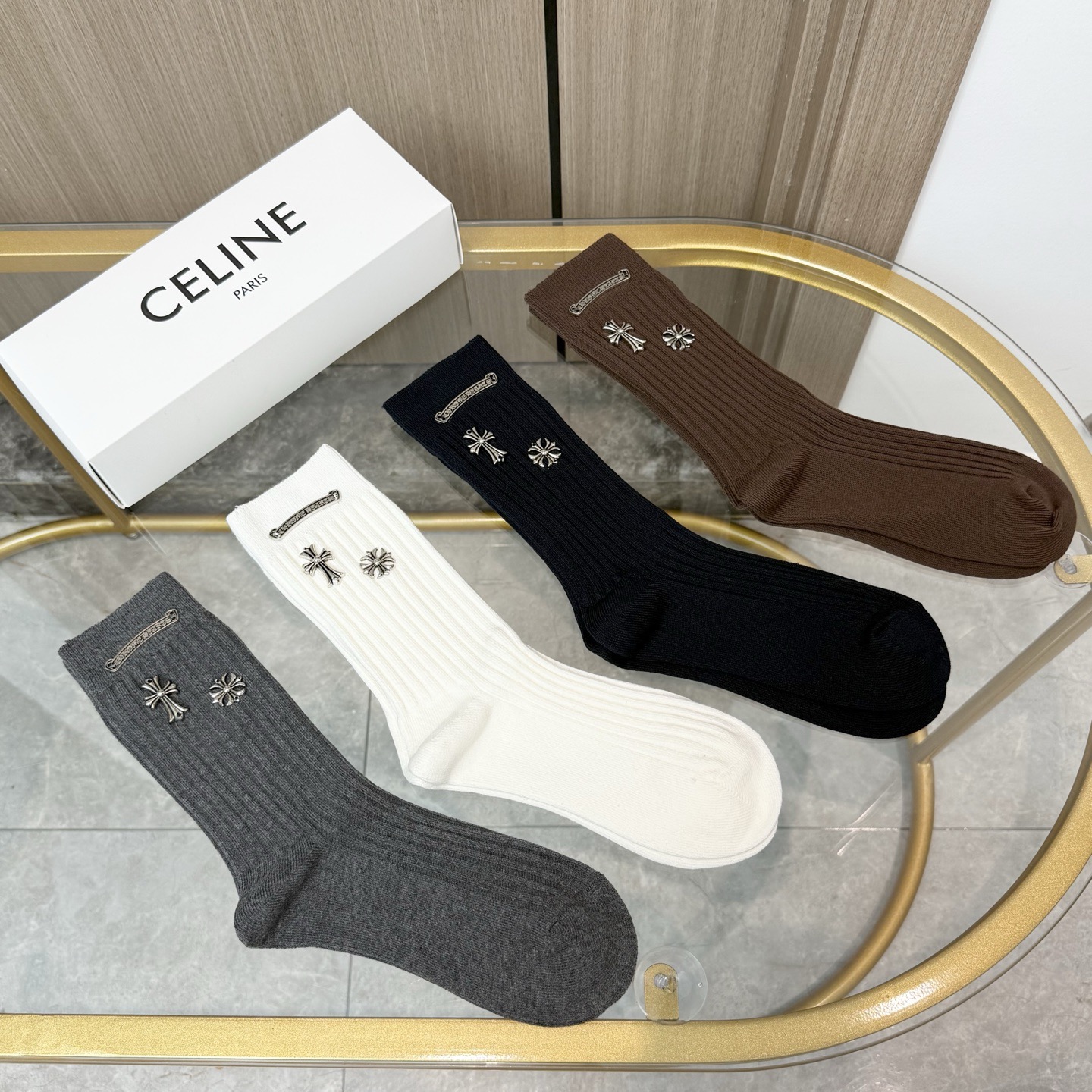 配包装【一盒四双】🌟克罗心 爆款高筒袜🌟高版本 ～好看到爆炸 欧美大牌高筒袜🔥🌟潮人必不能少的专柜代购品