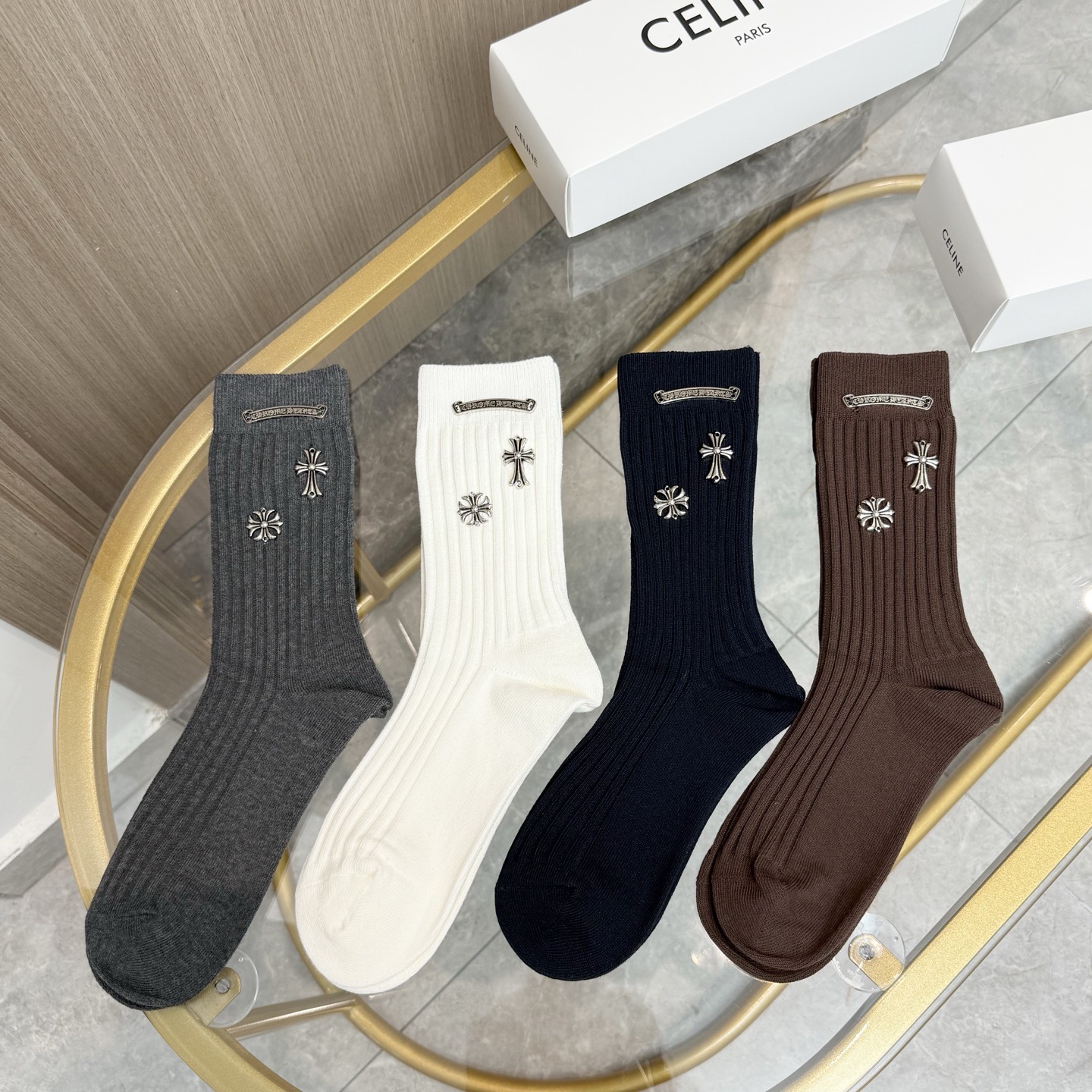 配包装【一盒四双】🌟克罗心 爆款高筒袜🌟高版本 ～好看到爆炸 欧美大牌高筒袜🔥🌟潮人必不能少的专柜代购品