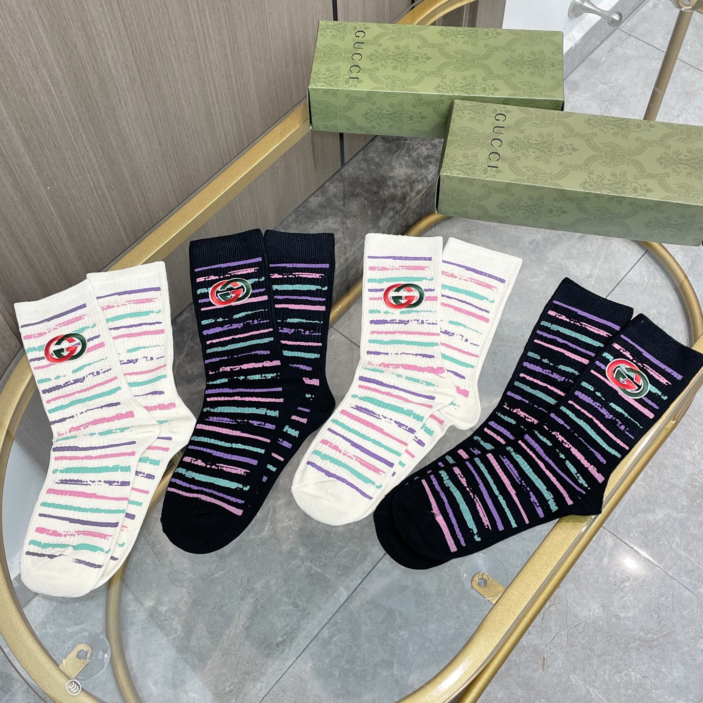 配包装【一盒四双】🔥 Gucci 古奇GG限量系列～Gucci的GG系列都没有让人失望过，这次运动风格展