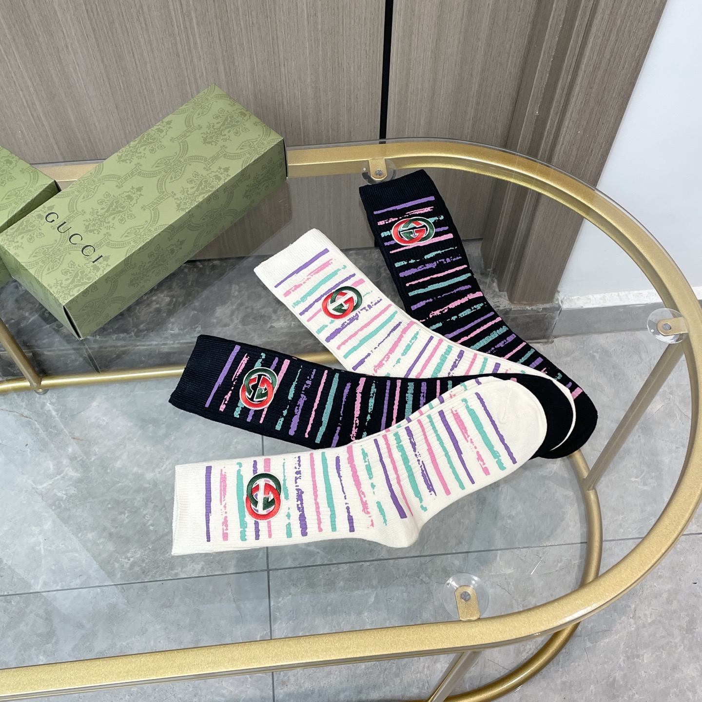 配包装【一盒四双】🔥 Gucci 古奇GG限量系列～Gucci的GG系列都没有让人失望过，这次运动风格展