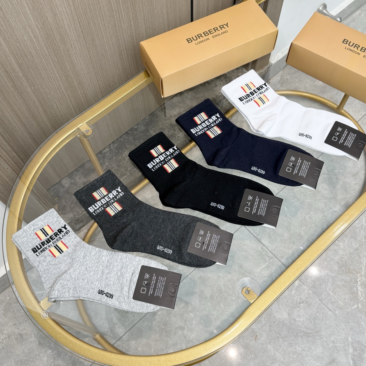配包装【一盒五双】巴宝莉专柜最新款巴格中筒袜子❗️巴家专柜同步中筒袜，经典网红爆款袜子INS高端潮袜超抢