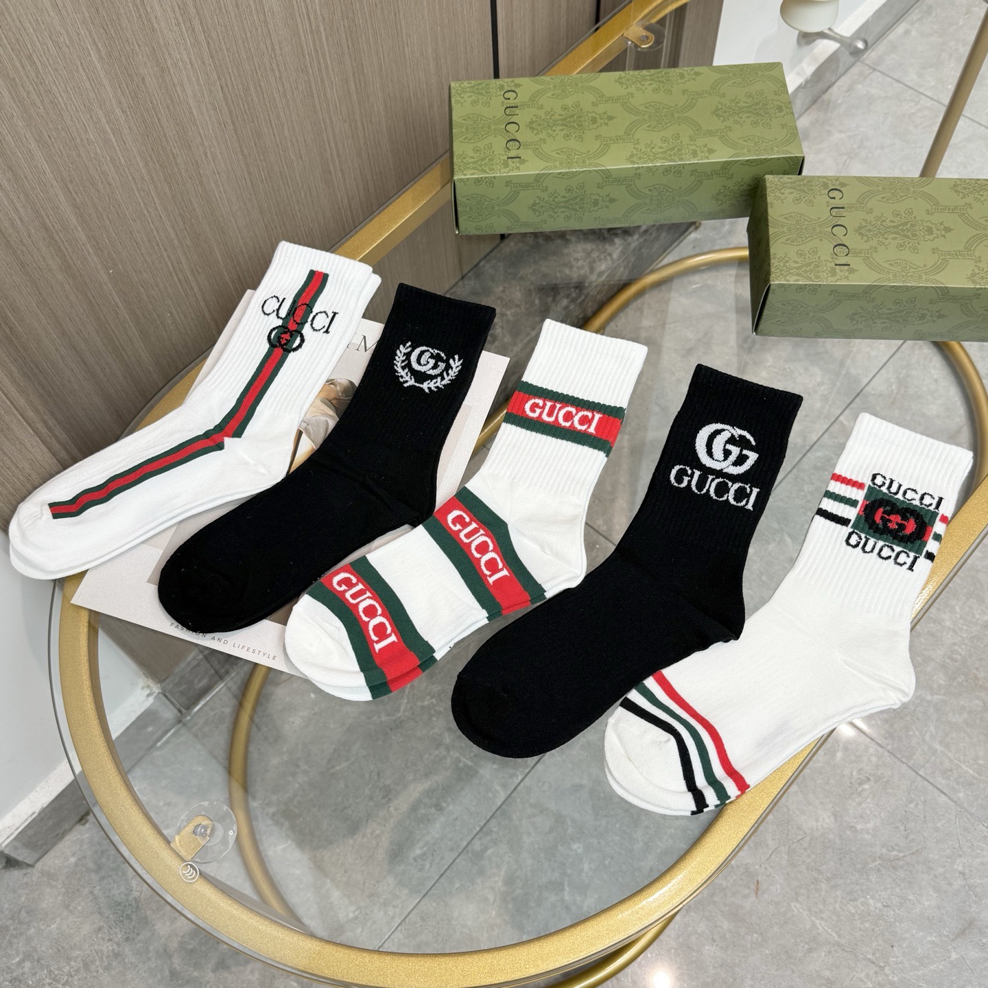 配包装【一盒五双】Gucci · 古奇❗️网红爆款出货~G家新品体香袜专柜对版字母袜子❗️纯棉材质织造，