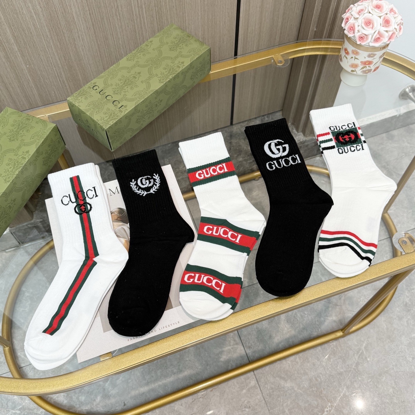 配包装【一盒五双】Gucci · 古奇❗️网红爆款出货~G家新品体香袜专柜对版字母袜子❗️纯棉材质织造，
