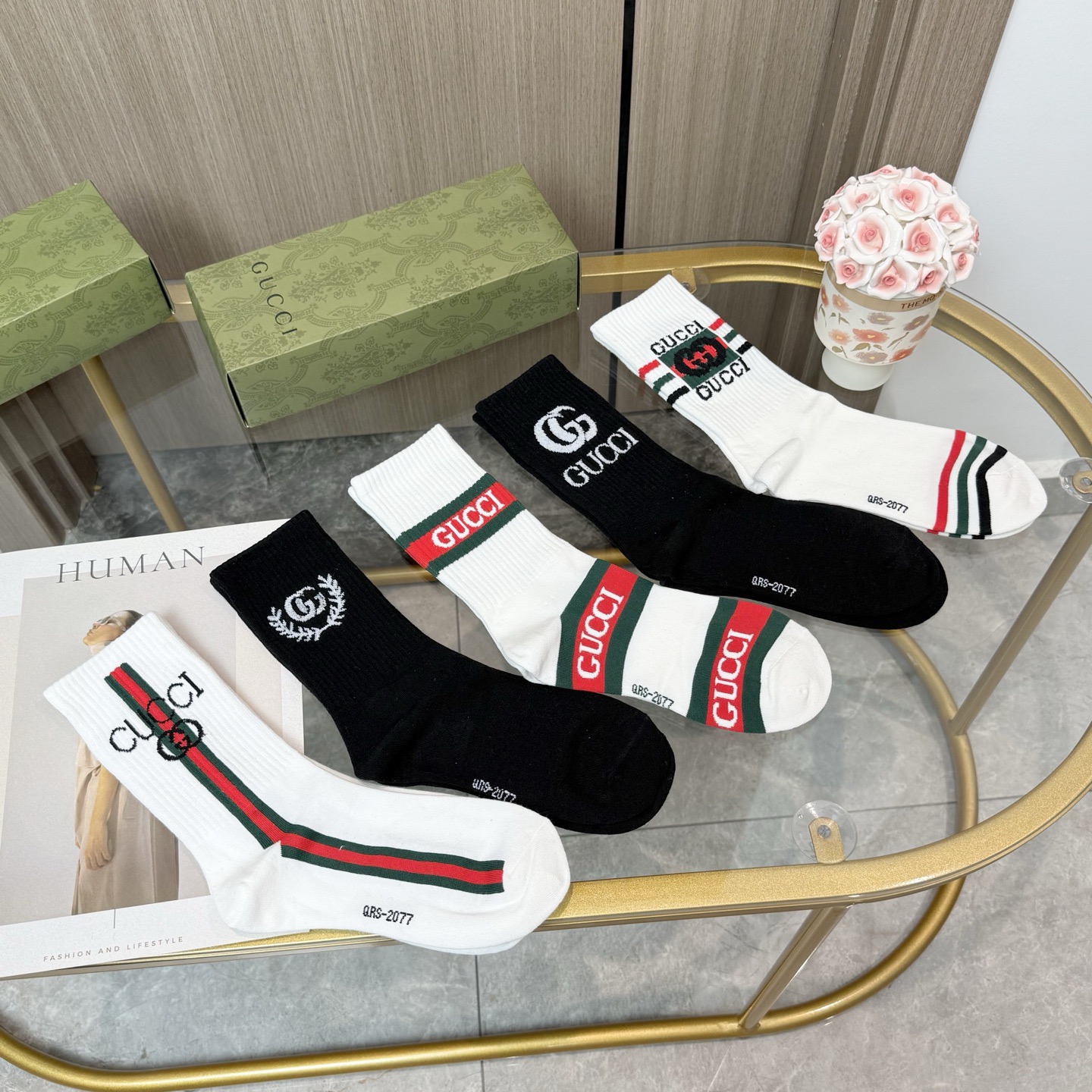 配包装【一盒五双】Gucci · 古奇❗️网红爆款出货~G家新品体香袜专柜对版字母袜子❗️纯棉材质织造，