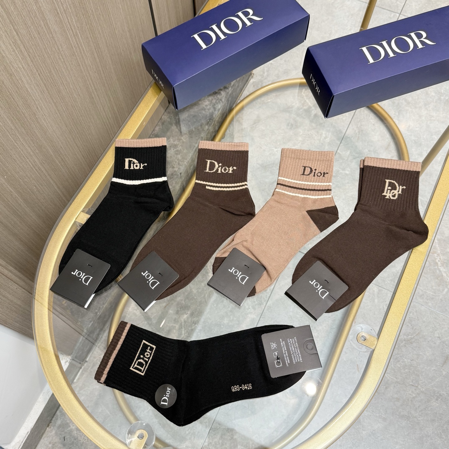 配包装【一盒五双】🌟欧美大牌 Dior迪奥 好看到爆炸欧美大牌中筒袜🔥男女款🌟潮人必不能少的专柜代购品质
