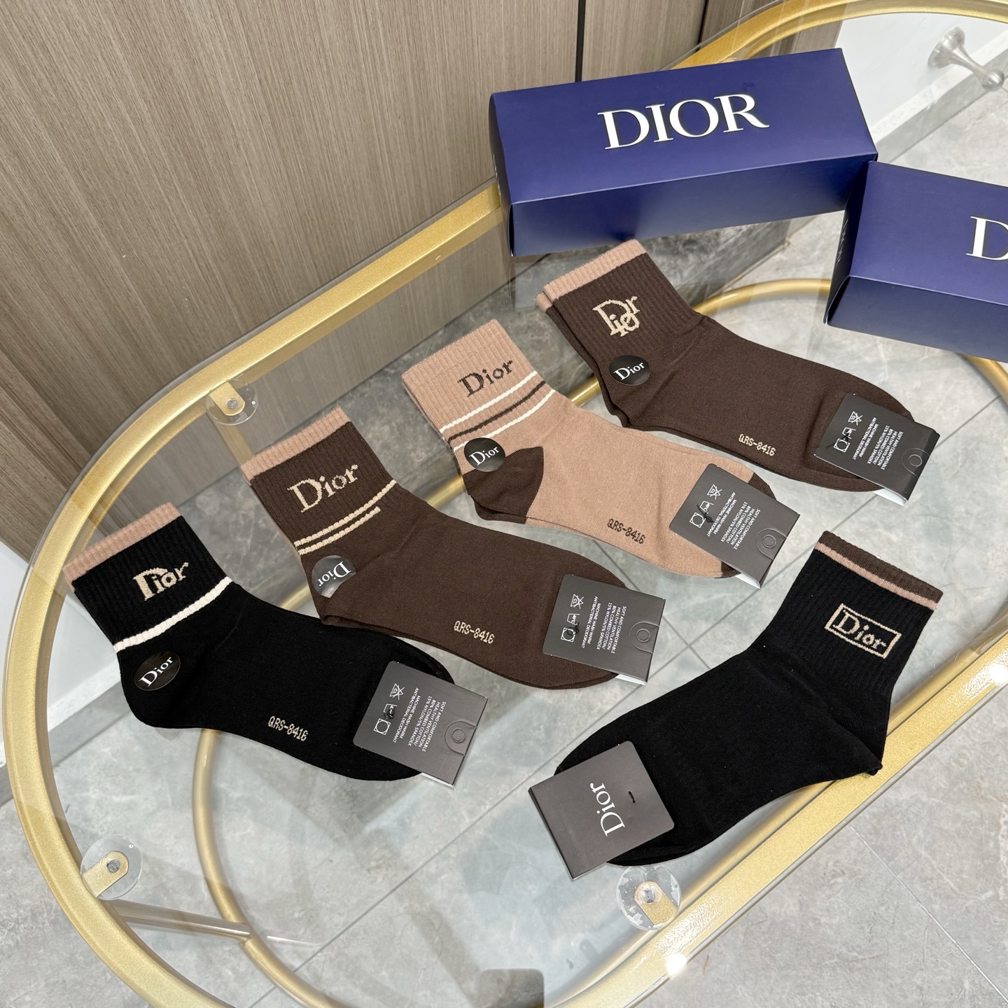 配包装【一盒五双】🌟欧美大牌 Dior迪奥 好看到爆炸欧美大牌中筒袜🔥男女款🌟潮人必不能少的专柜代购品质